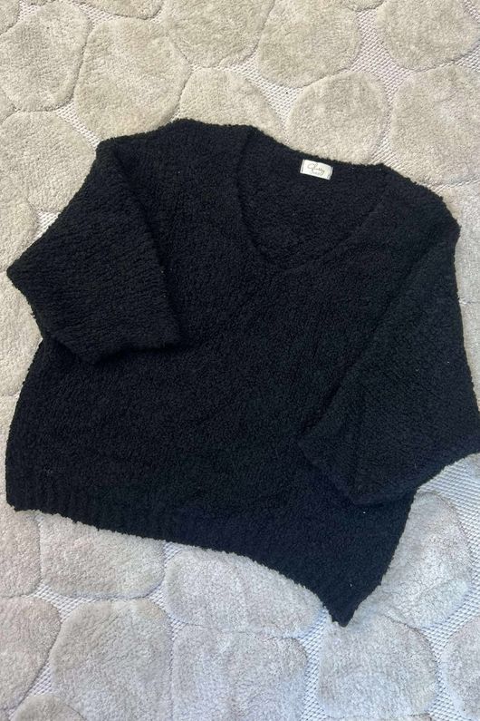 Hygge Boucle Slouch Knit Black /20 =